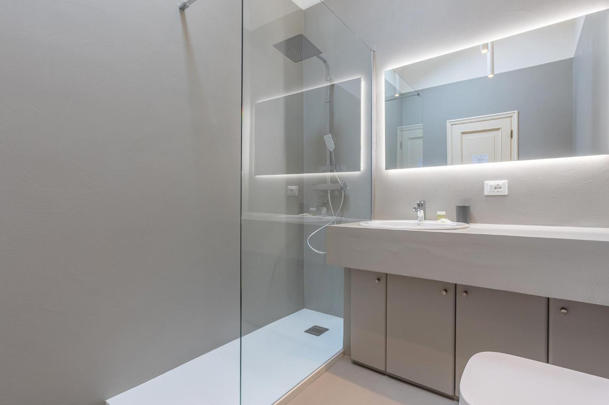 Apartamento Pratello Elegante E Raffinata Mansarda Bolonia Exterior foto